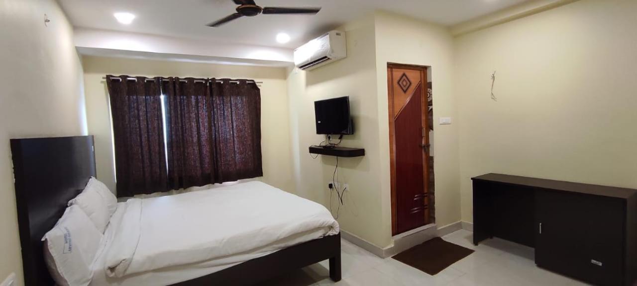 Arvind Stay Hotel, Rk Beach Vizag ヴィシャーカパトナム エクステリア 写真